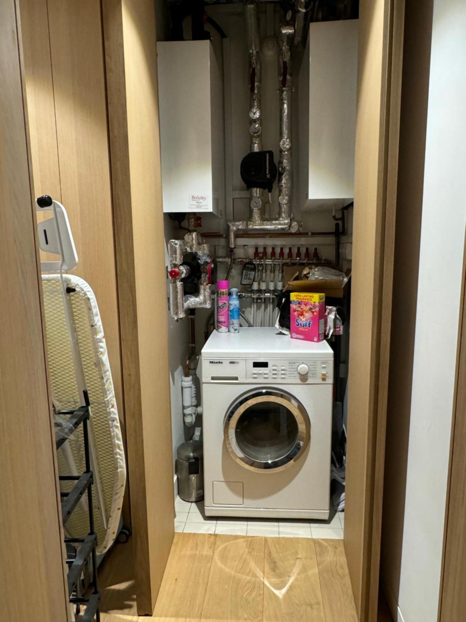 Spacious 3 Bedroom 3 Bathroom Near Tower Bridge London