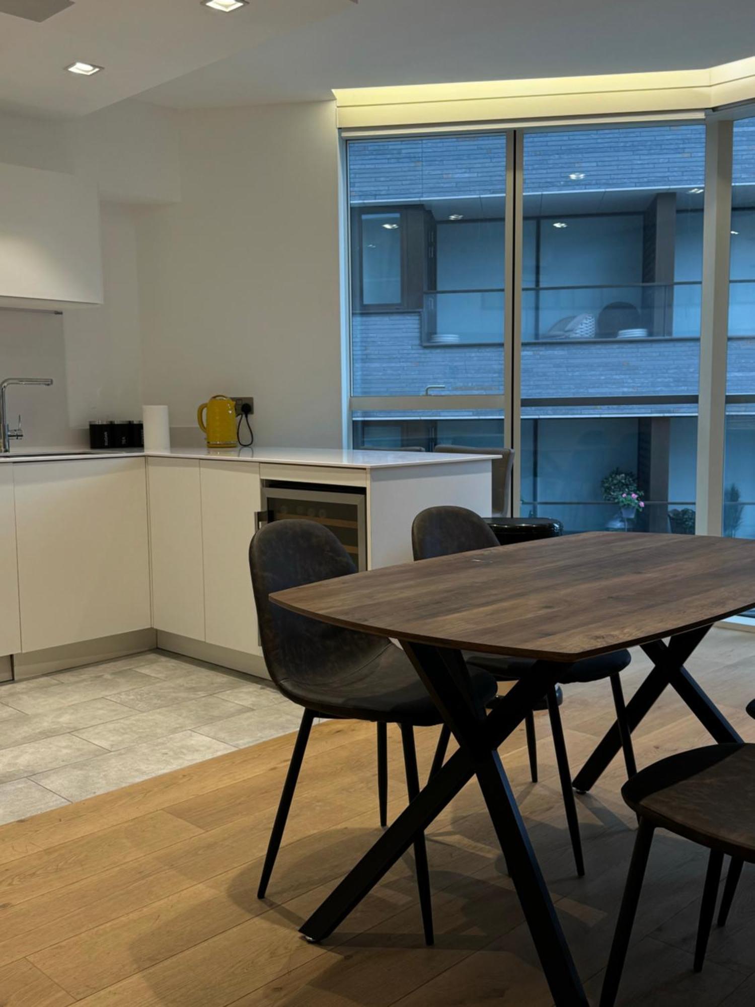 Spacious 3 Bedroom 3 Bathroom Near Tower Bridge * London