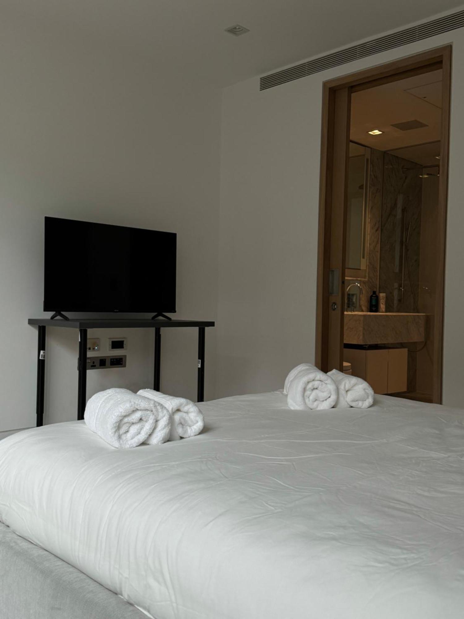 Spacious 3 Bedroom 3 Bathroom Near Tower Bridge Apartment London