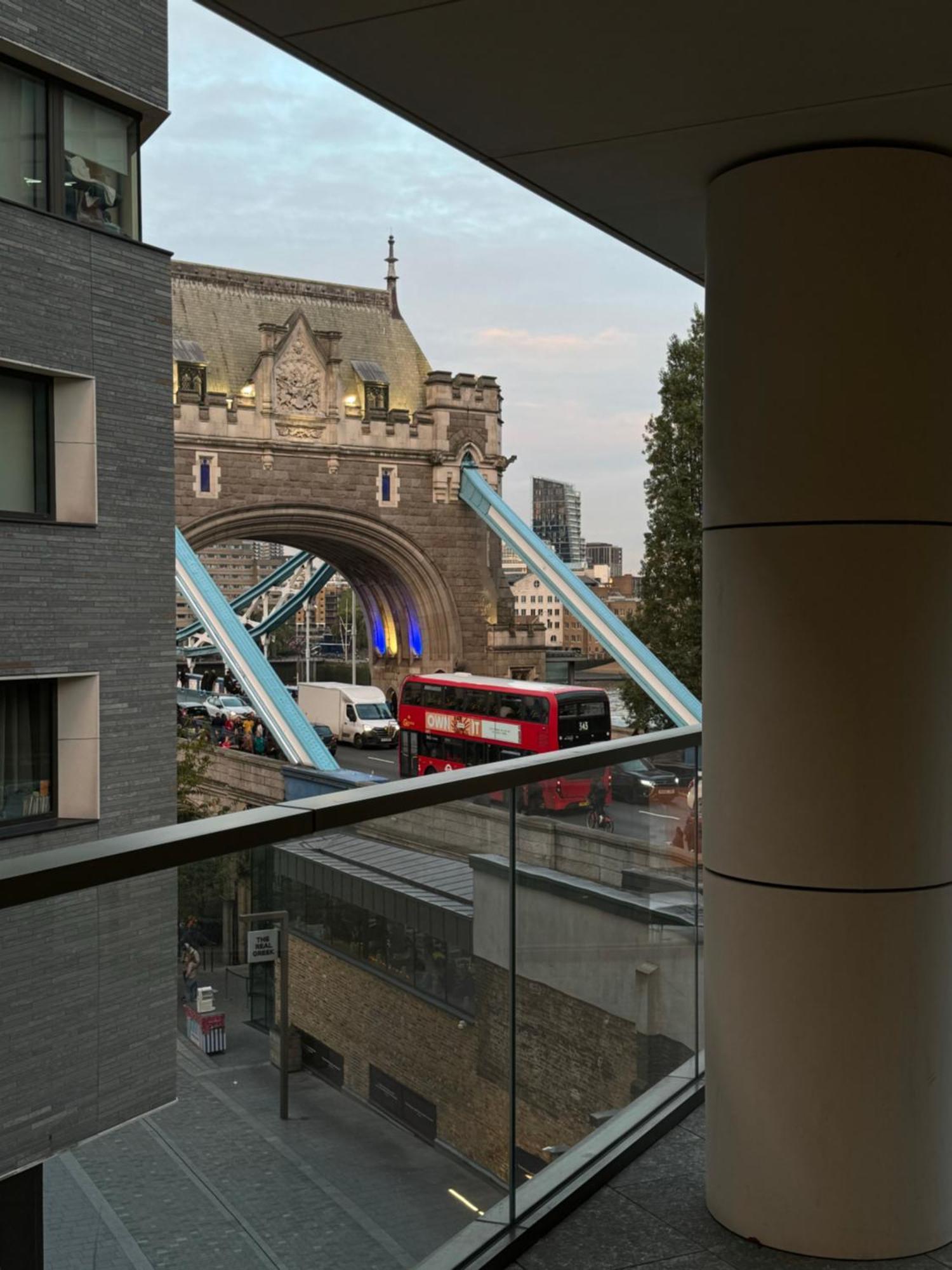 Spacious 3 Bedroom 3 Bathroom Near Tower Bridge London